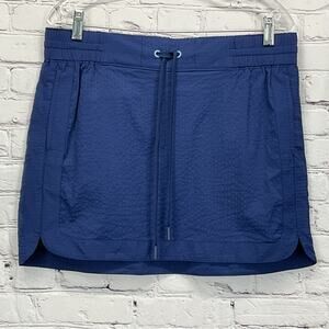 Vineyard Vines Performance Skirt Women's Size M Blue Seersucker Pockets Stretch